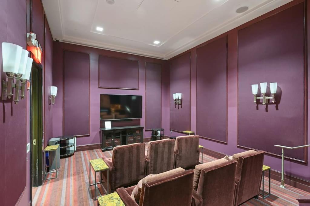 Upscale Comfort Next To Metro And Dining Arlington Ngoại thất bức ảnh